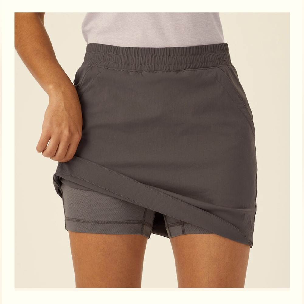 NWOT Duluth Trading Alaskan Hardgear Skort size 8